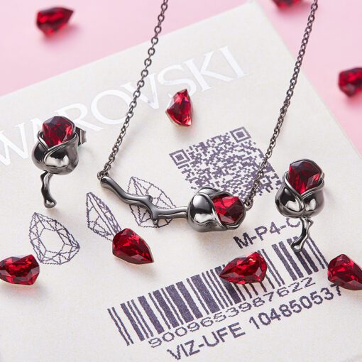 Obsidian Rose Swarovski Jewellery Set