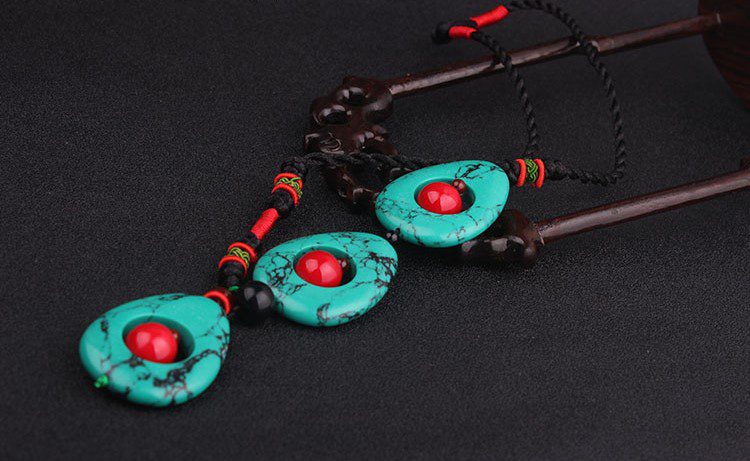 Innovative Jade Stone Necklace