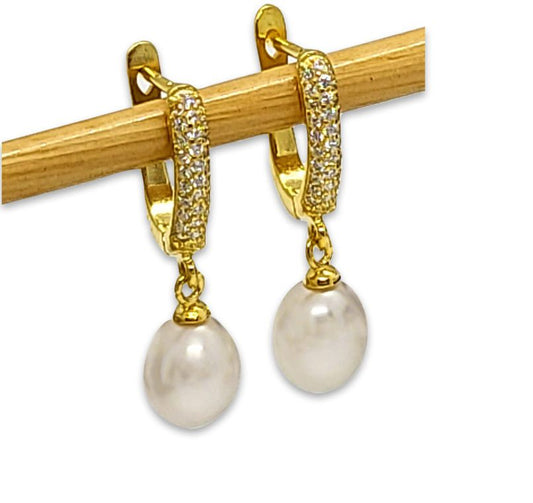 U-Shaped Carved Gold Earrings