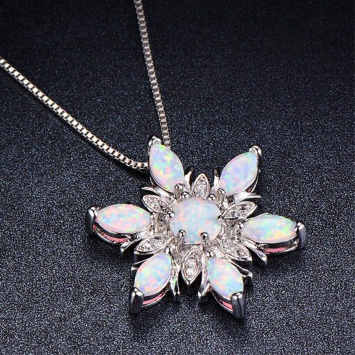Crystal Clear Snowflake Necklace
