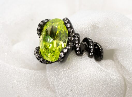 Night Apple Green Ring