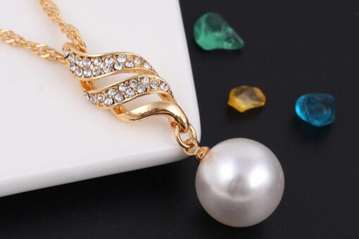 Pearl and Gold Set