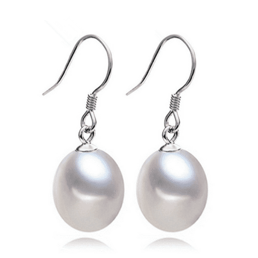 Hanging pearl drop earrings